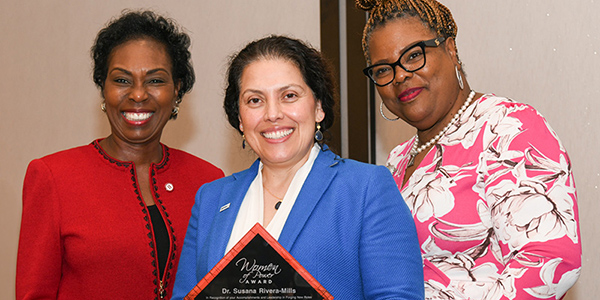 Dr. Rivera-Mills receives award